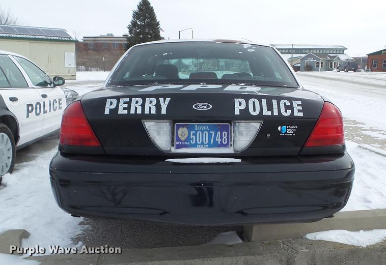 image for item DZ9187 2003 Ford Crown Victoria Police Interceptor