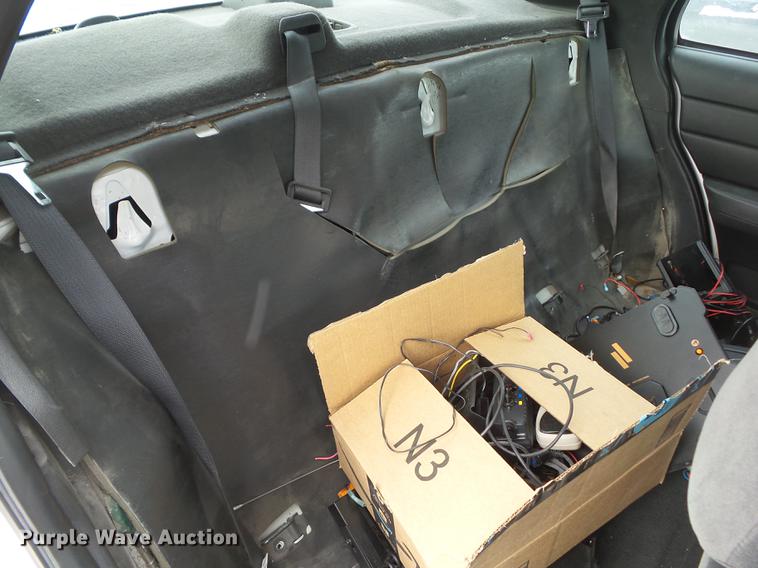 image for item DZ9187 2003 Ford Crown Victoria Police Interceptor