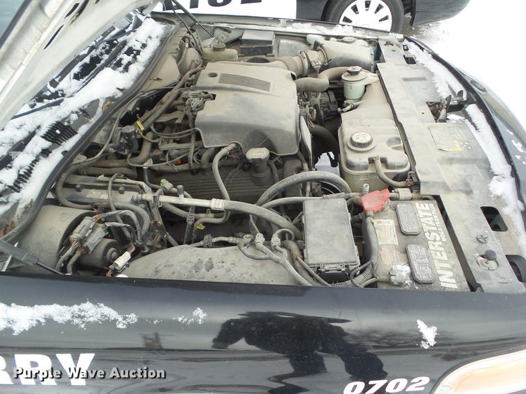 image for item DZ9187 2003 Ford Crown Victoria Police Interceptor