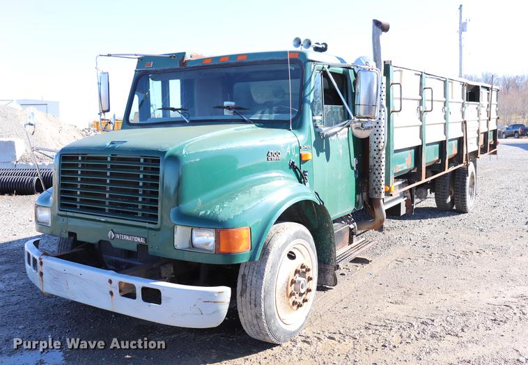 image for item EC9291 1996 International 4700LP recycling truck