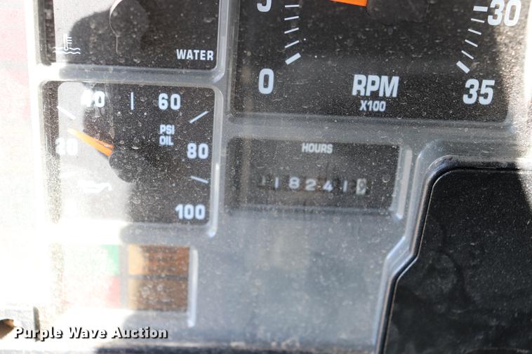 image for item EC9291 1996 International 4700LP recycling truck