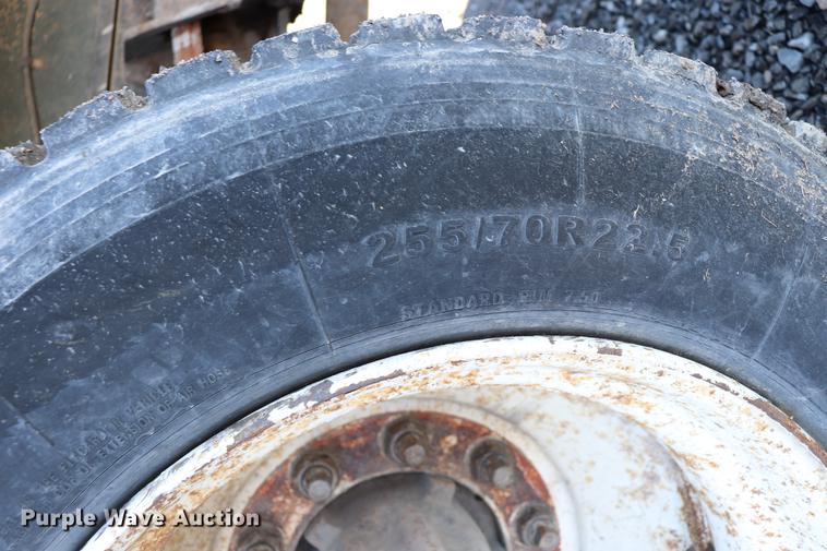 image for item EC9291 1996 International 4700LP recycling truck