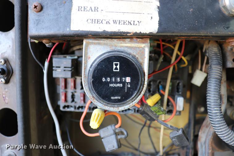 image for item EC9292 1992 International 4900 dump truck