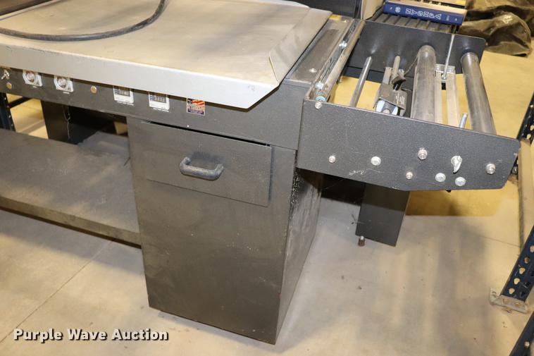 image for item EC9377 2012 Eastley ET2408-LR2 shrink wrapping machine