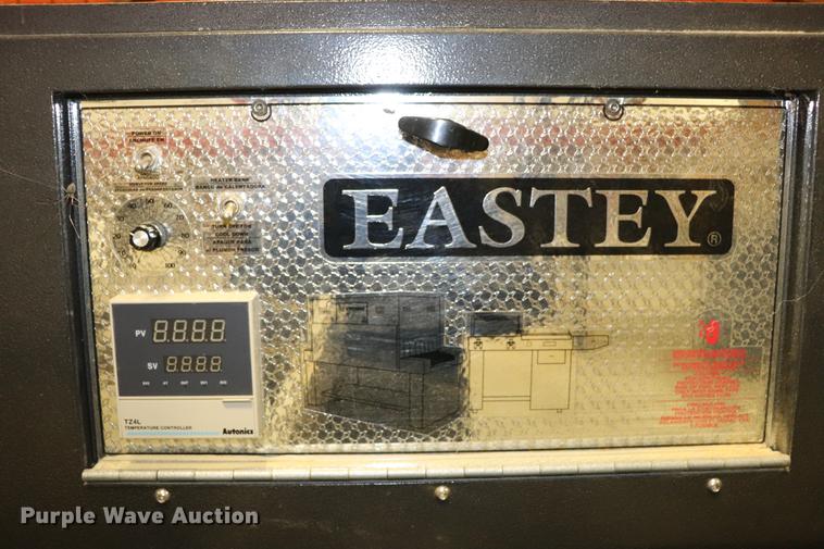 image for item EC9377 2012 Eastley ET2408-LR2 shrink wrapping machine