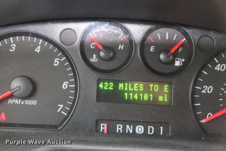 image for item EC9378 2005 Ford Taurus SE