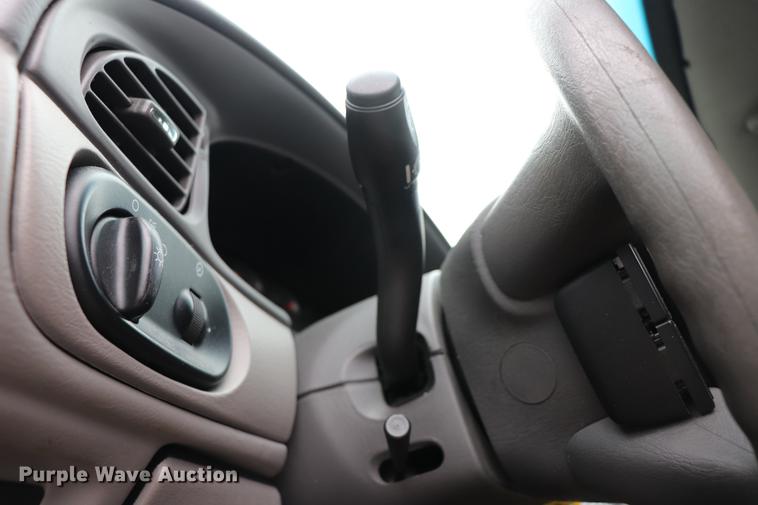 image for item EC9378 2005 Ford Taurus SE