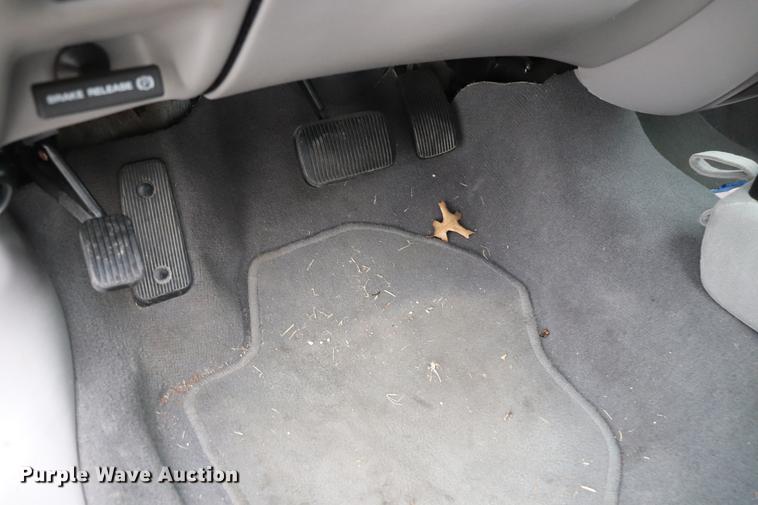 image for item EC9378 2005 Ford Taurus SE