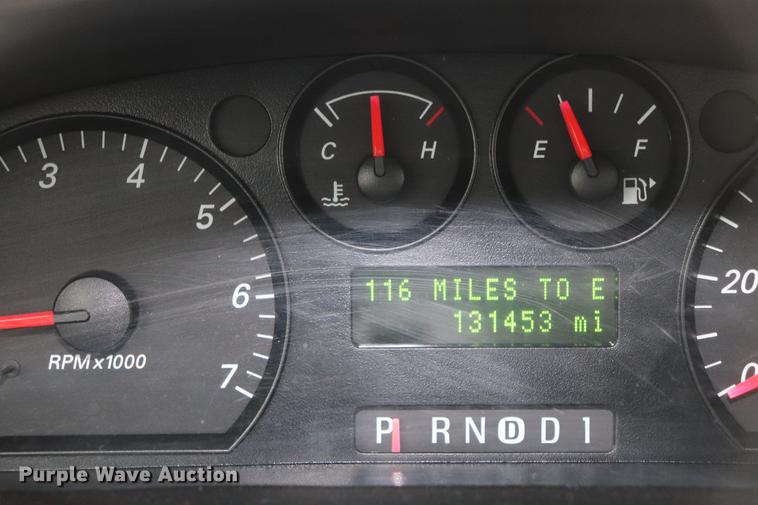 image for item EC9380 2006 Ford Taurus SE