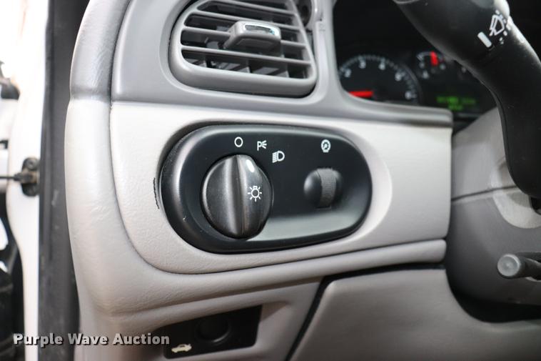 image for item EC9381 2005 Ford Taurus SE