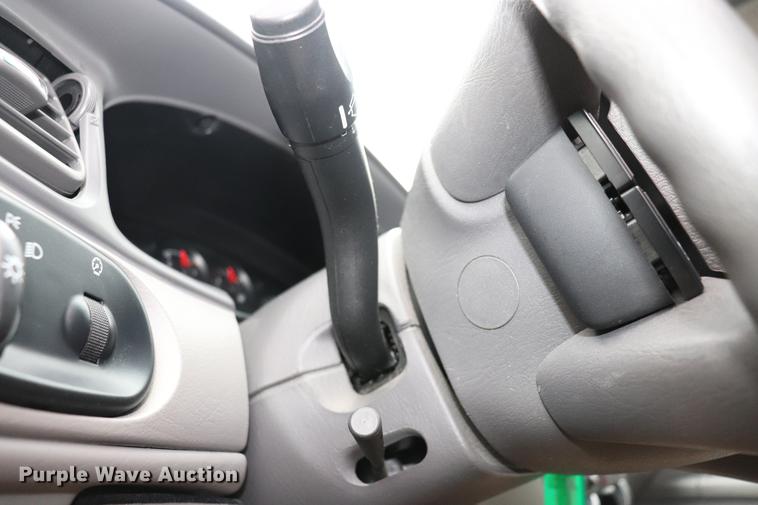 image for item EC9381 2005 Ford Taurus SE