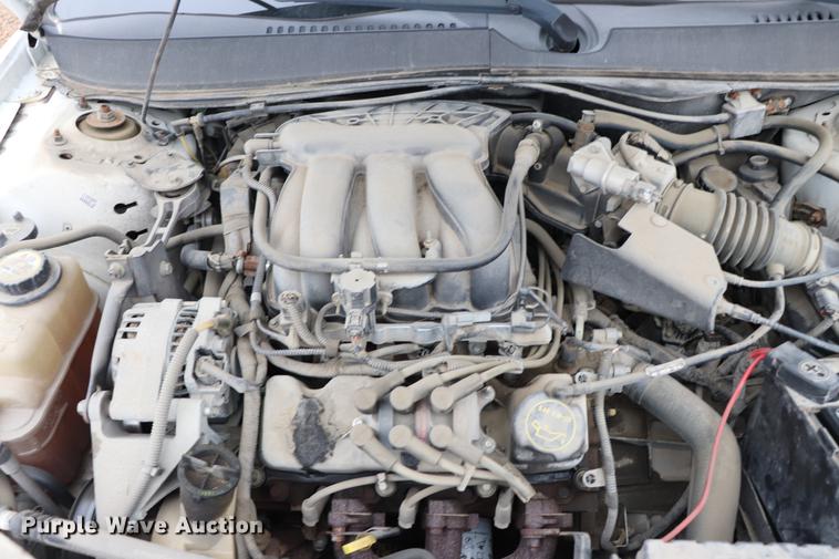 image for item EC9381 2005 Ford Taurus SE