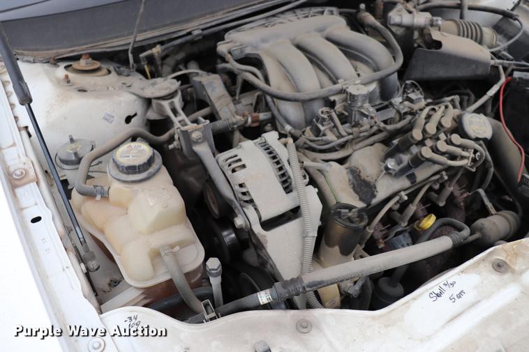 image for item EC9381 2005 Ford Taurus SE