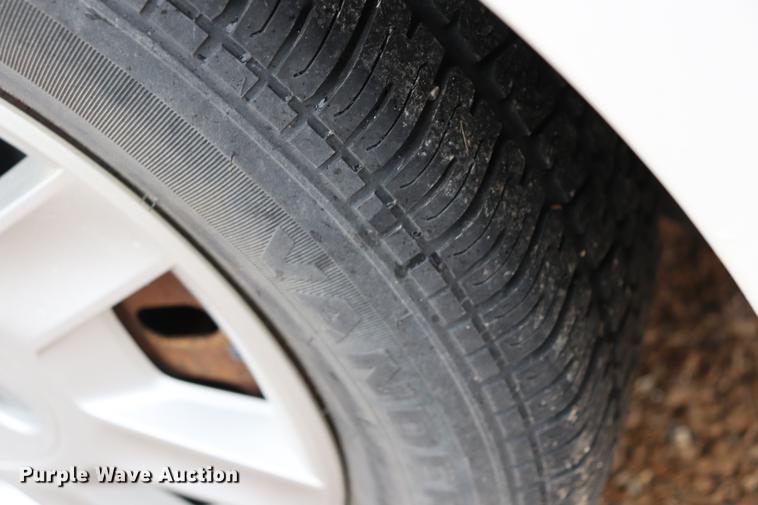 image for item EC9381 2005 Ford Taurus SE