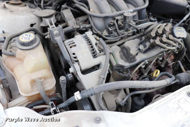 image for item EC9382 2004 Ford Taurus SE