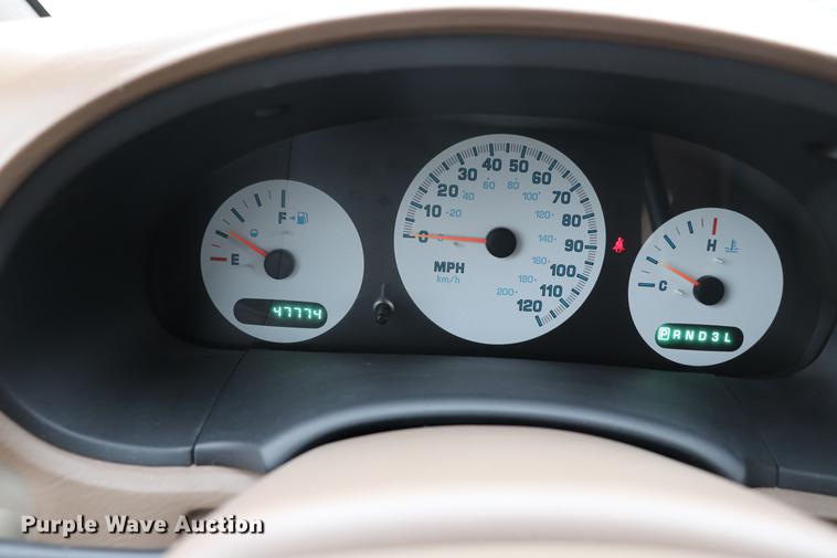 image for item EC9383 2002 Dodge Grand Caravan SE van