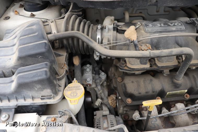 image for item EC9383 2002 Dodge Grand Caravan SE van