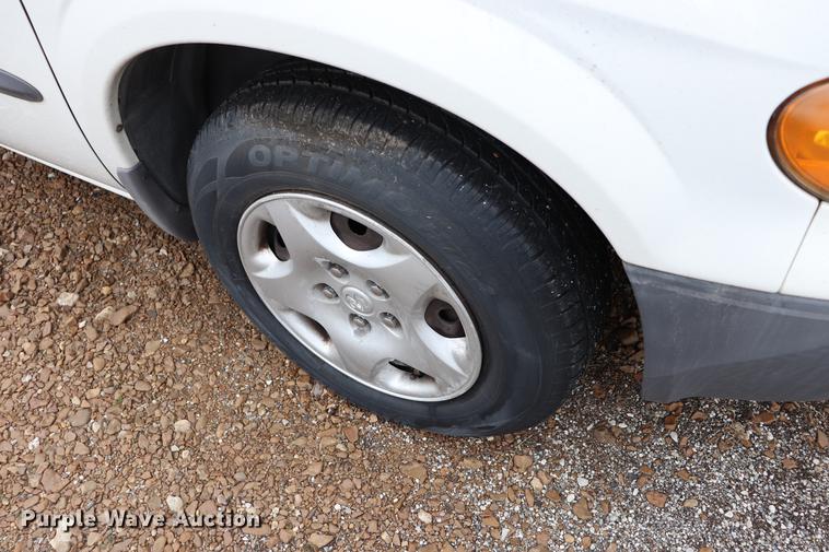 image for item EC9383 2002 Dodge Grand Caravan SE van