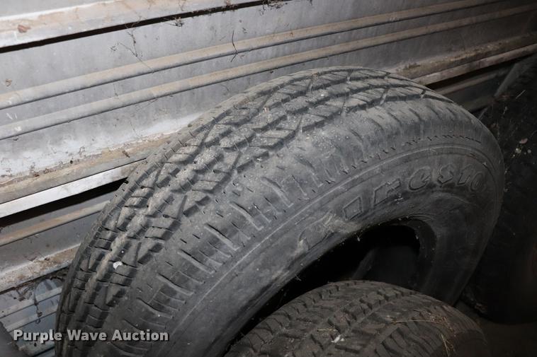 image for item EC9387 Tires