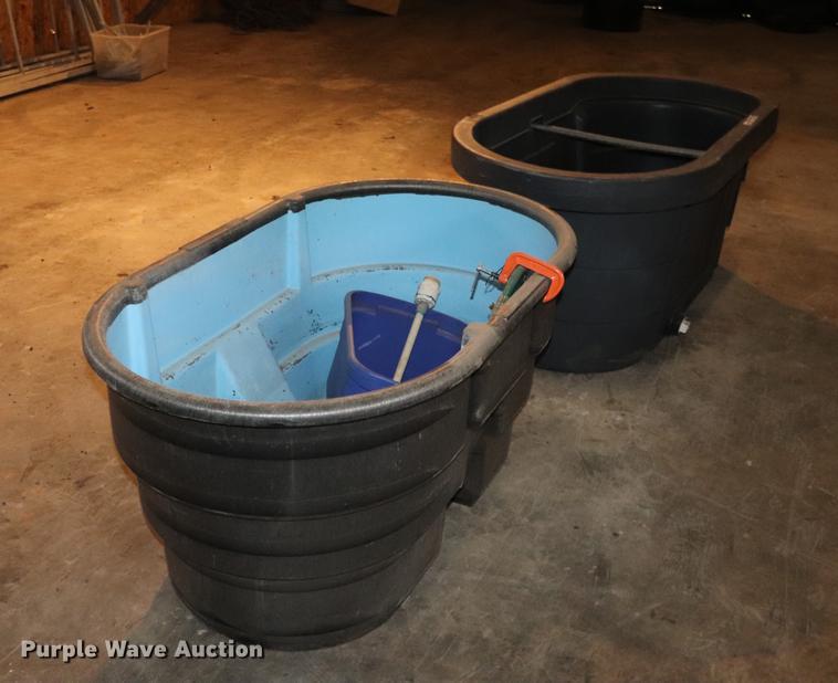 image for item EC9393 (2) poly water tanks
