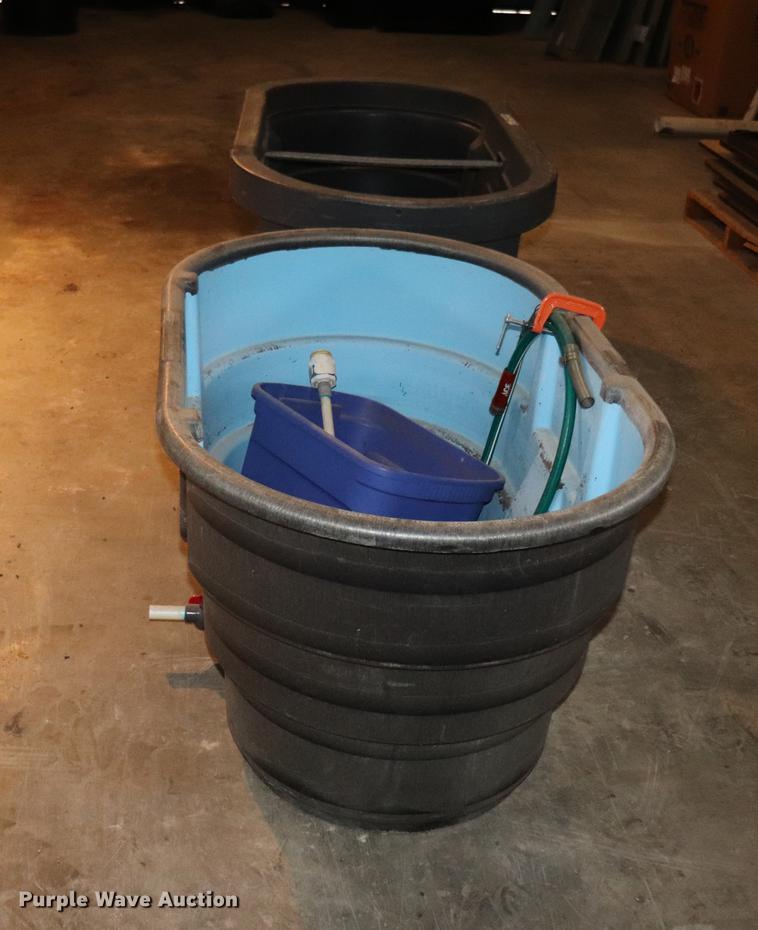 image for item EC9393 (2) poly water tanks