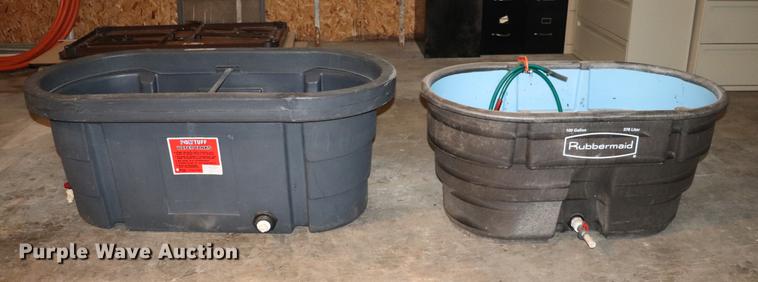 image for item EC9393 (2) poly water tanks