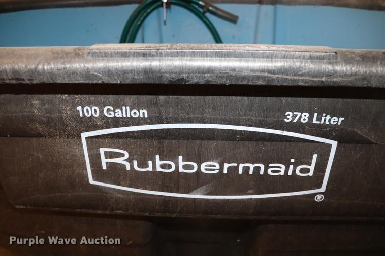 image for item EC9393 (2) poly water tanks