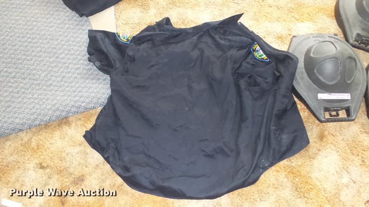 image for item EC9546 (5) police uniforms