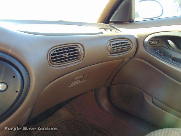 image for item EE9333 1999 Ford Taurus