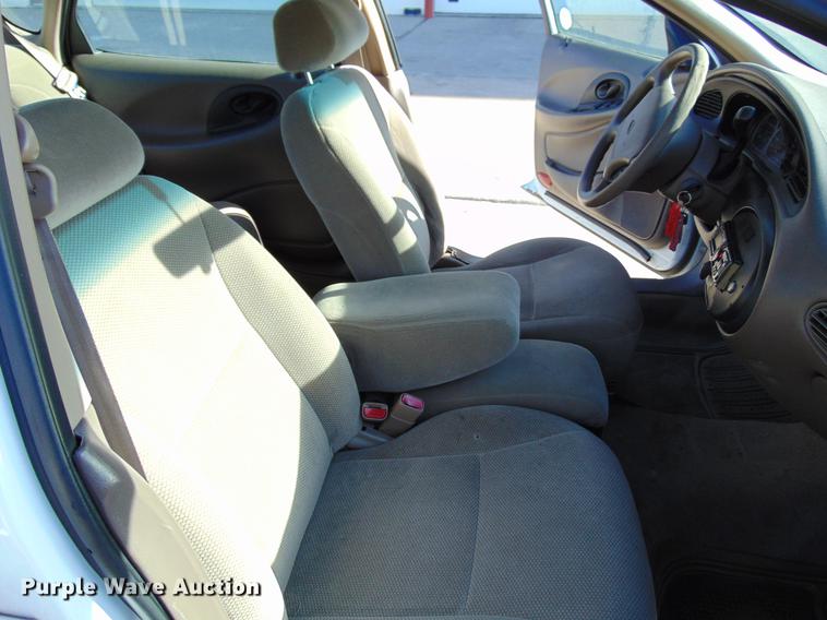 image for item EE9333 1999 Ford Taurus