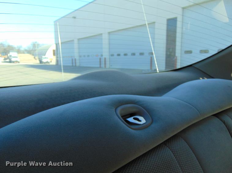 image for item EE9333 1999 Ford Taurus