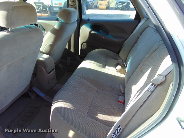 image for item EE9333 1999 Ford Taurus