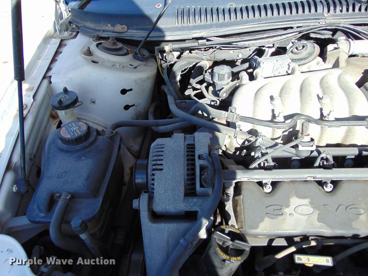 image for item EE9333 1999 Ford Taurus