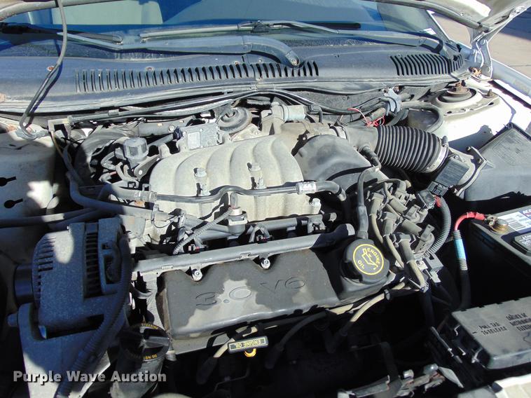 image for item EE9333 1999 Ford Taurus