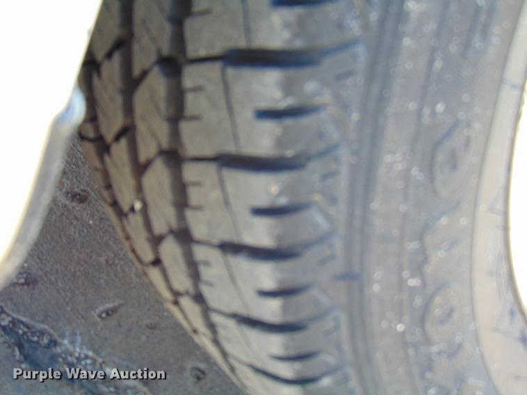 image for item EE9333 1999 Ford Taurus