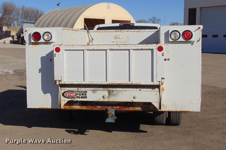 image for item EE9334 2000 Chevrolet 3500 utility bed pickup truck