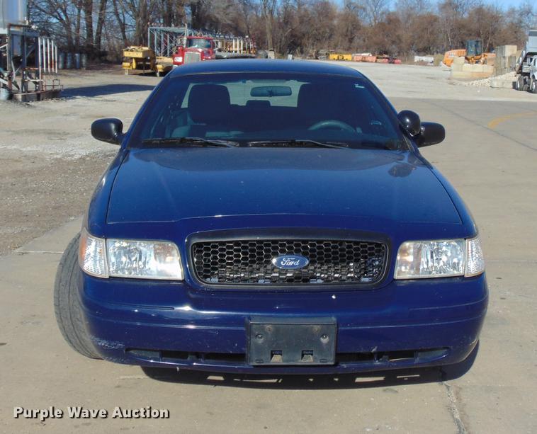 image for item EE9335 2011 Ford Crown Victoria Police Interceptor