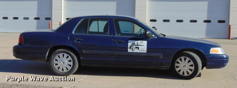 image for item EE9335 2011 Ford Crown Victoria Police Interceptor