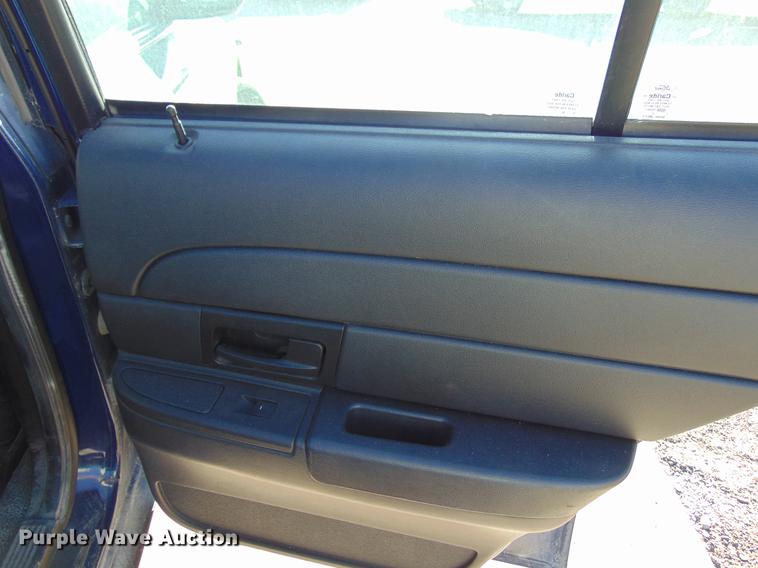 image for item EE9335 2011 Ford Crown Victoria Police Interceptor