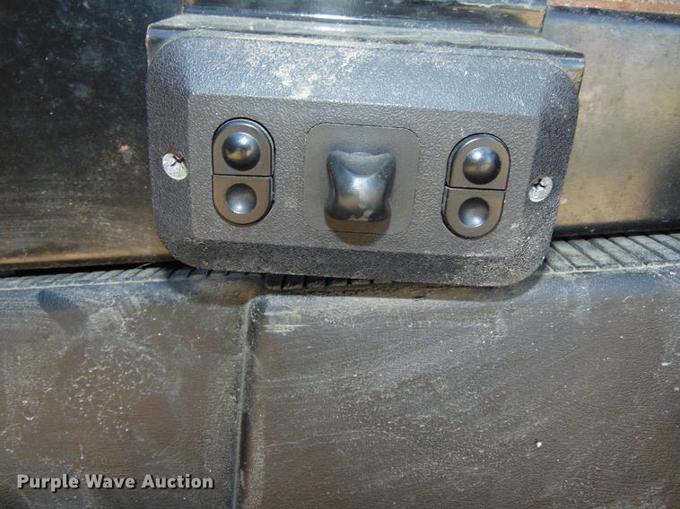 image for item EE9337 2005 Ford Econoline 450 bus