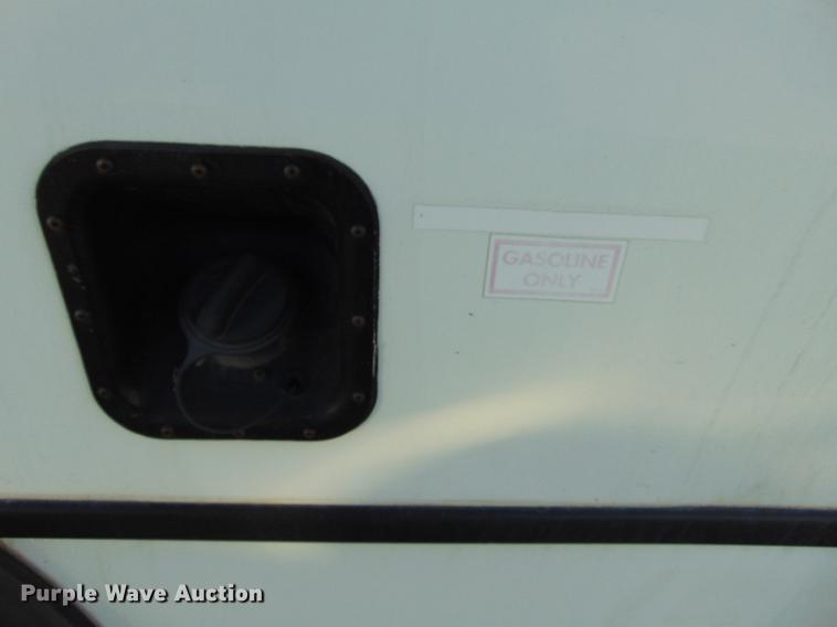 image for item EE9337 2005 Ford Econoline 450 bus