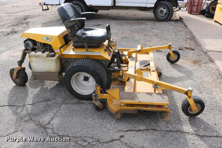 image for item EH9588 2012 Walker MBS29 ZTR lawn mower