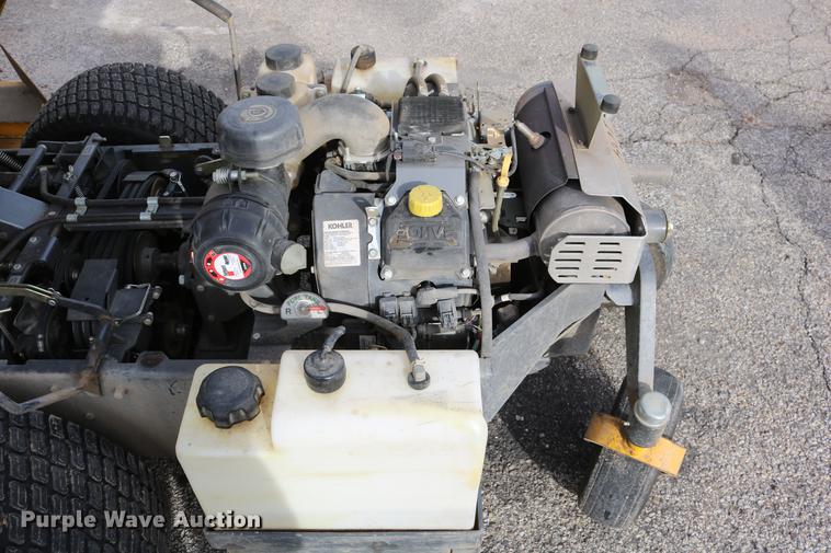 image for item EH9588 2012 Walker MBS29 ZTR lawn mower