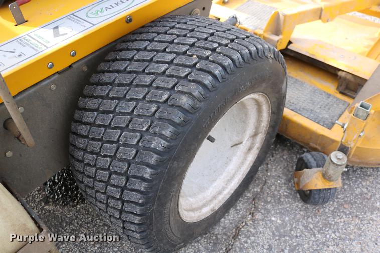 image for item EH9588 2012 Walker MBS29 ZTR lawn mower