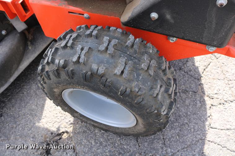 image for item EH9589 DR field and brush mower