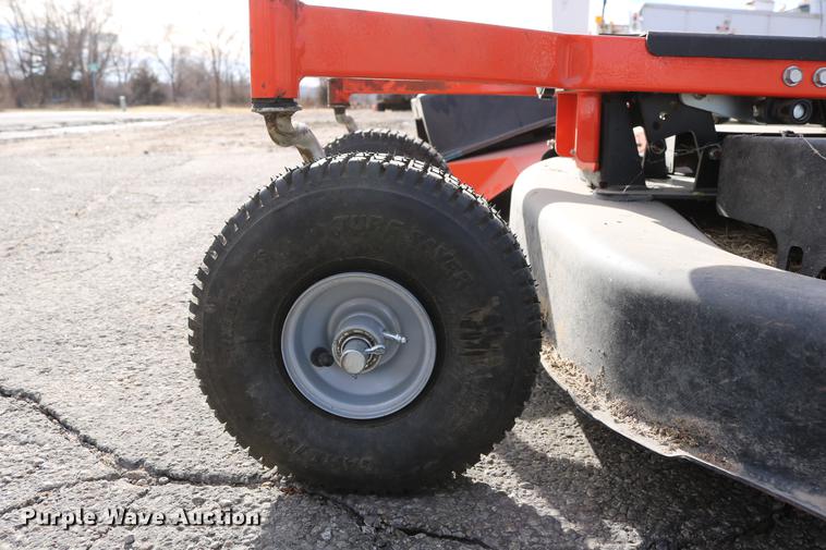 image for item EH9589 DR field and brush mower