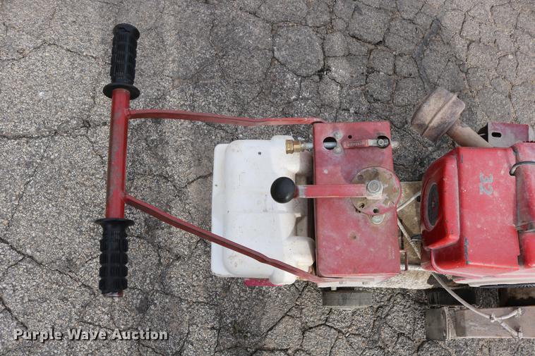 image for item EH9590 1987 Ned-Kut concrete saw