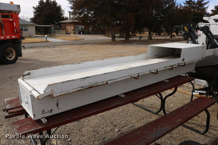 Altec ladder rack in Hill City, KS Item EH9591 sold Purple Wave