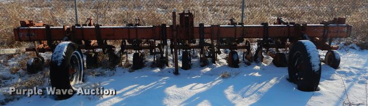 image for item EP9085 Bush Hog VT442 six row cultivator