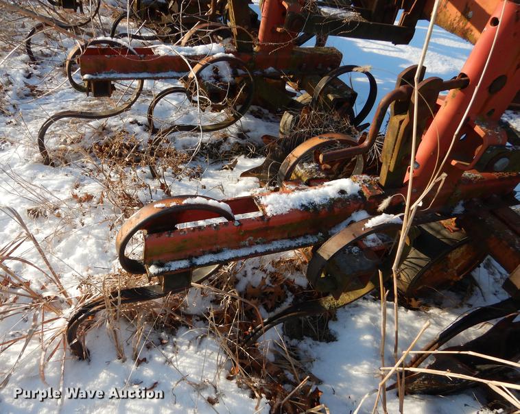 image for item EP9085 Bush Hog VT442 six row cultivator